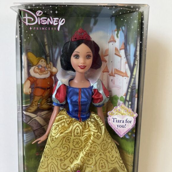 2005 Disney Princess Glitter Princess Snow White Doll W/ Tiara New In Box - Picture 5 of 10